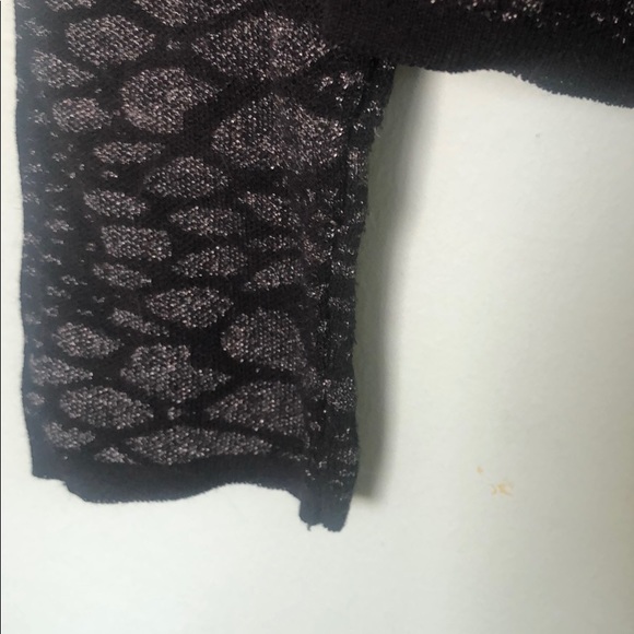 Great animal print, black sparkly sweater - Picture 3 of 4